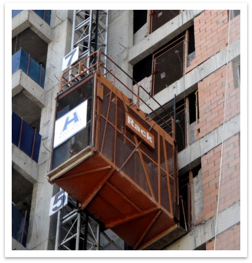 Elevador De Carga Cremalheira